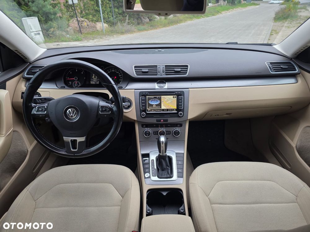 Volkswagen Passat 2.0 TDI Highline DSG - 12
