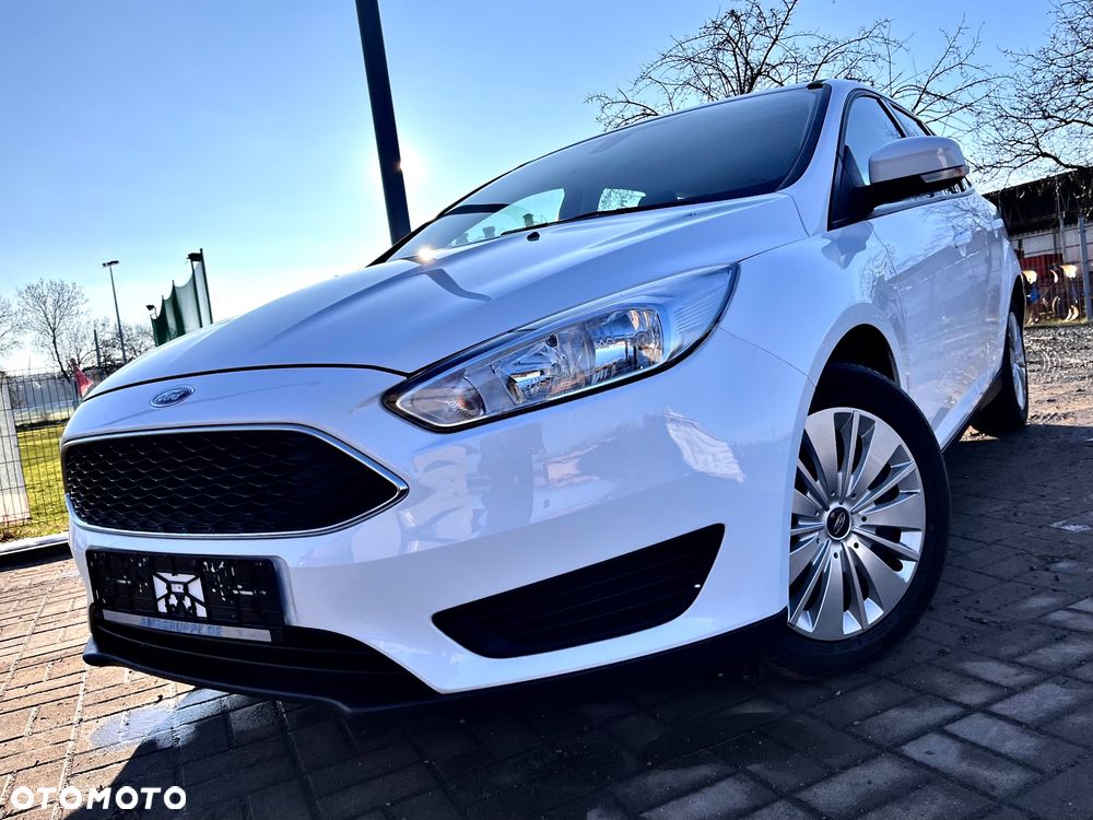 Ford Focus 1.0 EcoBoost STart-Stopp-System ACTIVE - 4
