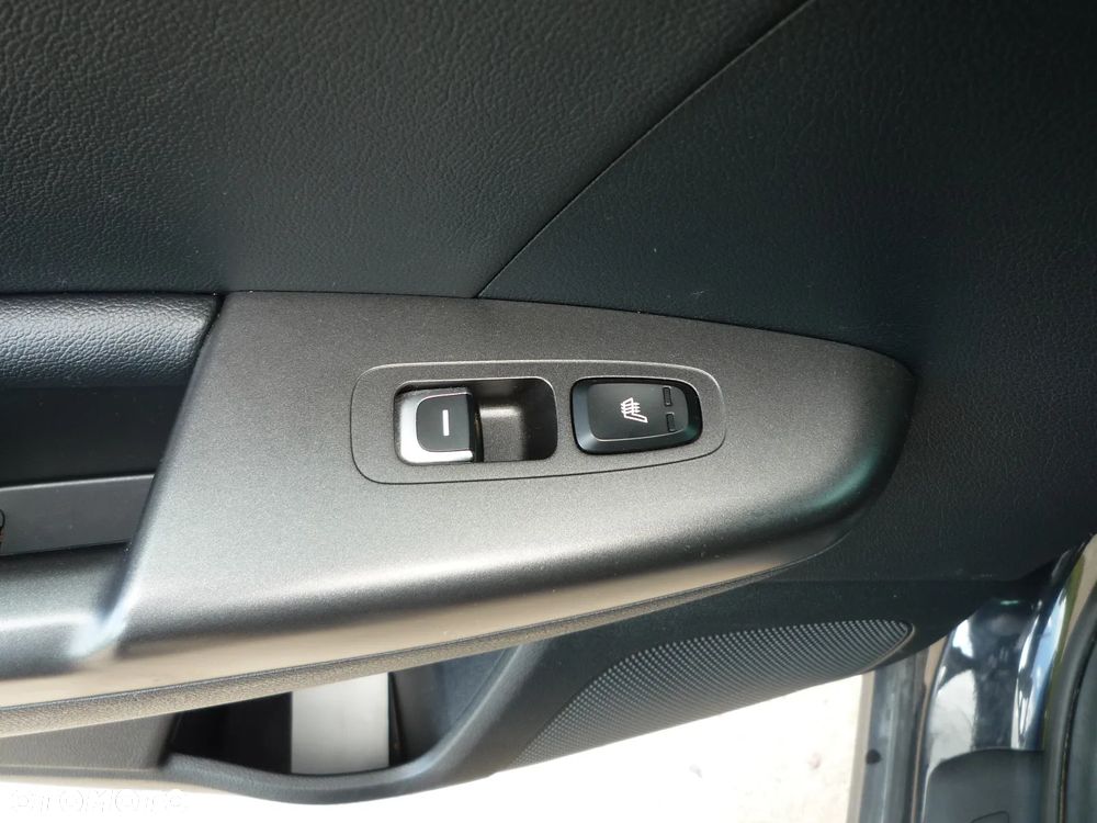 Kia Sportage 1.6 GDI 2WD Black Edition - 25