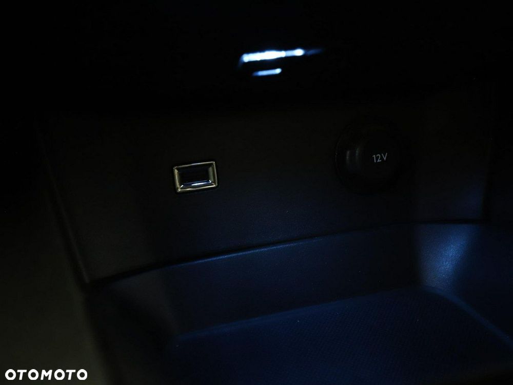 Peugeot 3008 1.6 THP Active S&S EAT6 - 31