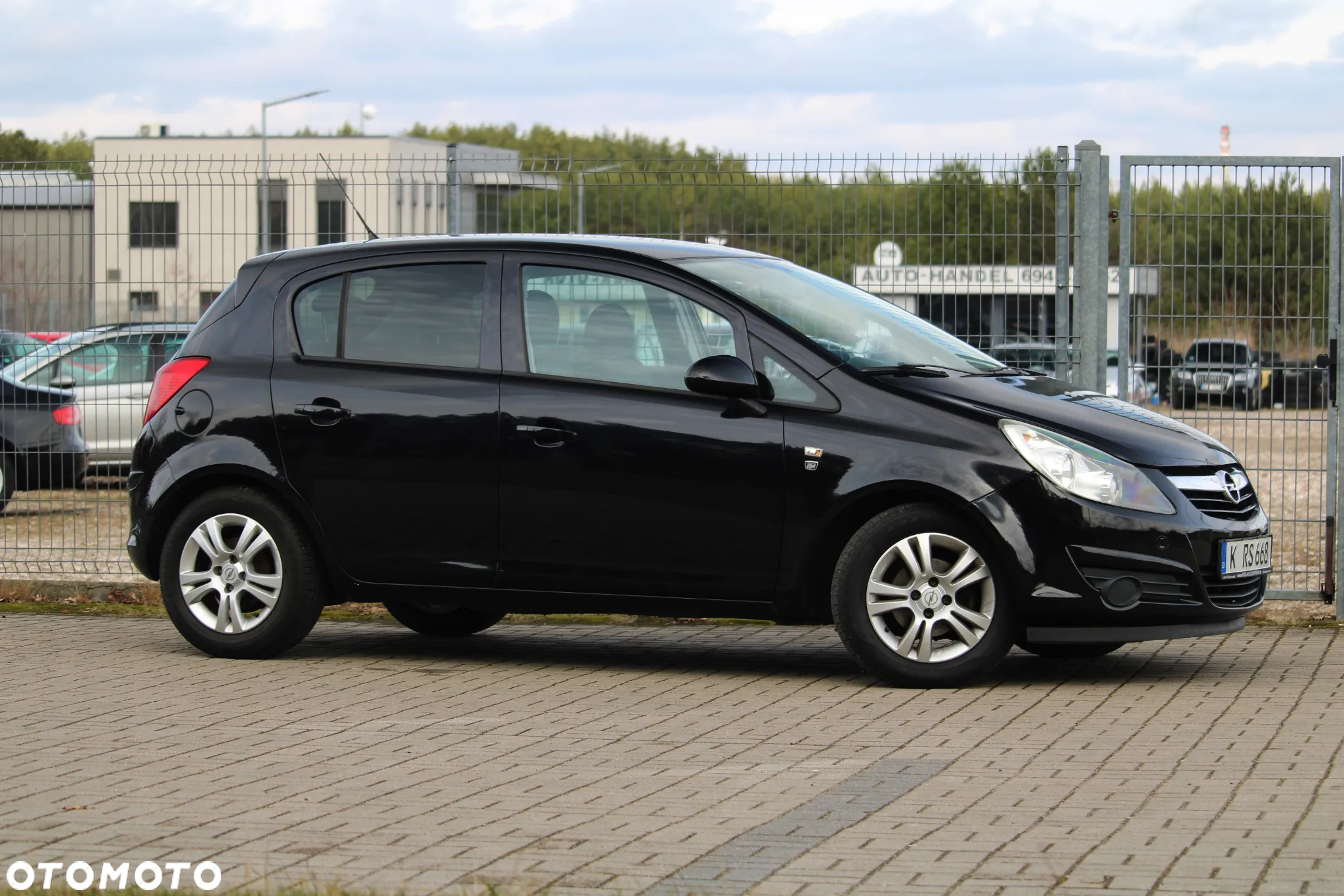 Opel Corsa - 4