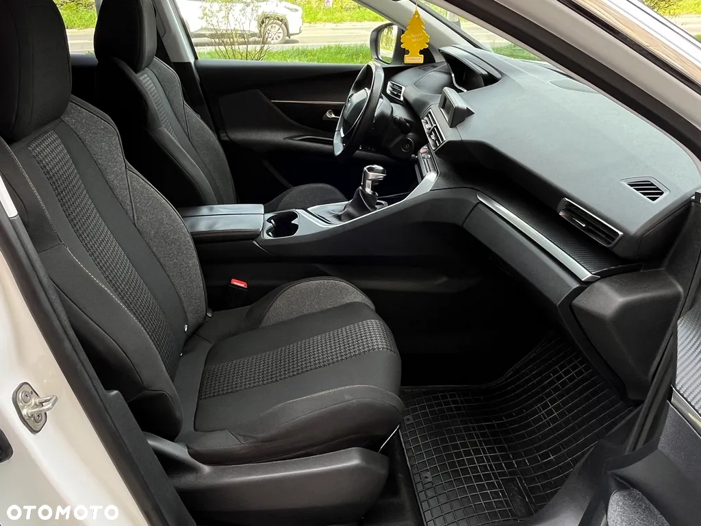 Peugeot 3008 1.2 PureTech Active - 16
