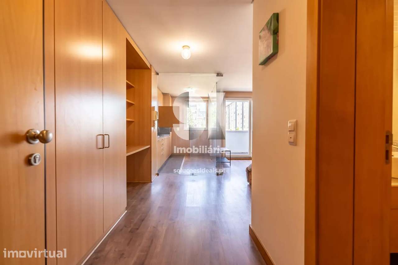 Apartamento T0 - Grande imagem: 3/26