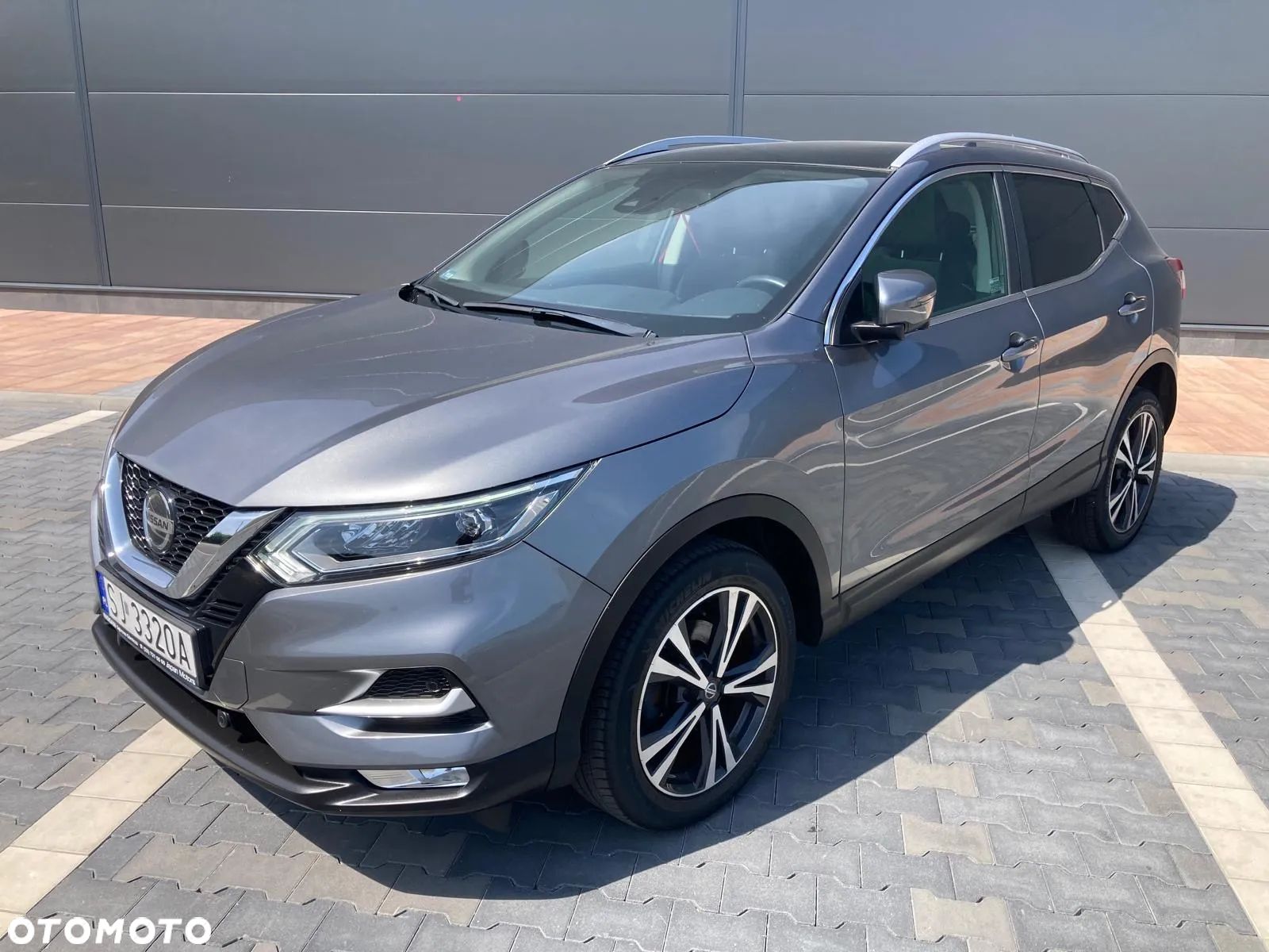 Nissan Qashqai - 1