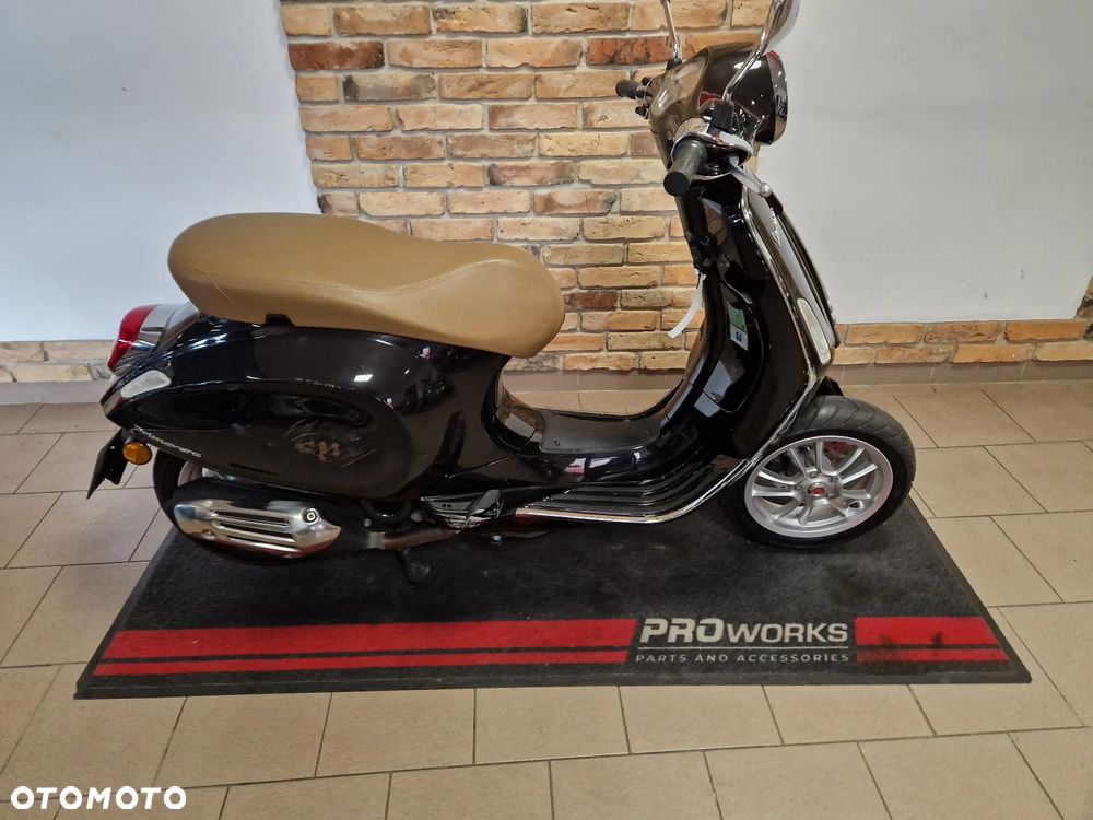 Vespa Primavera - 3