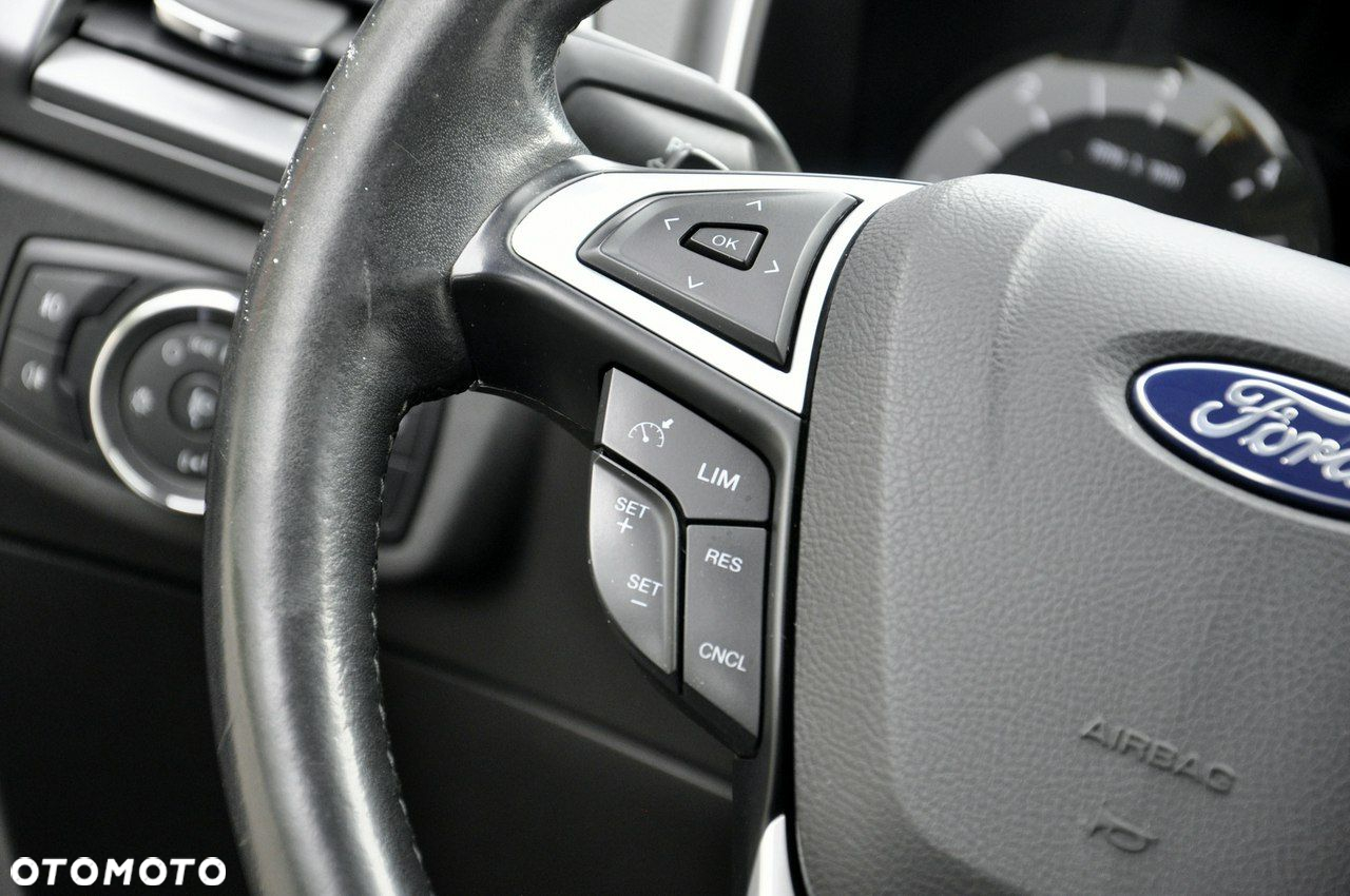 Ford Mondeo - 17