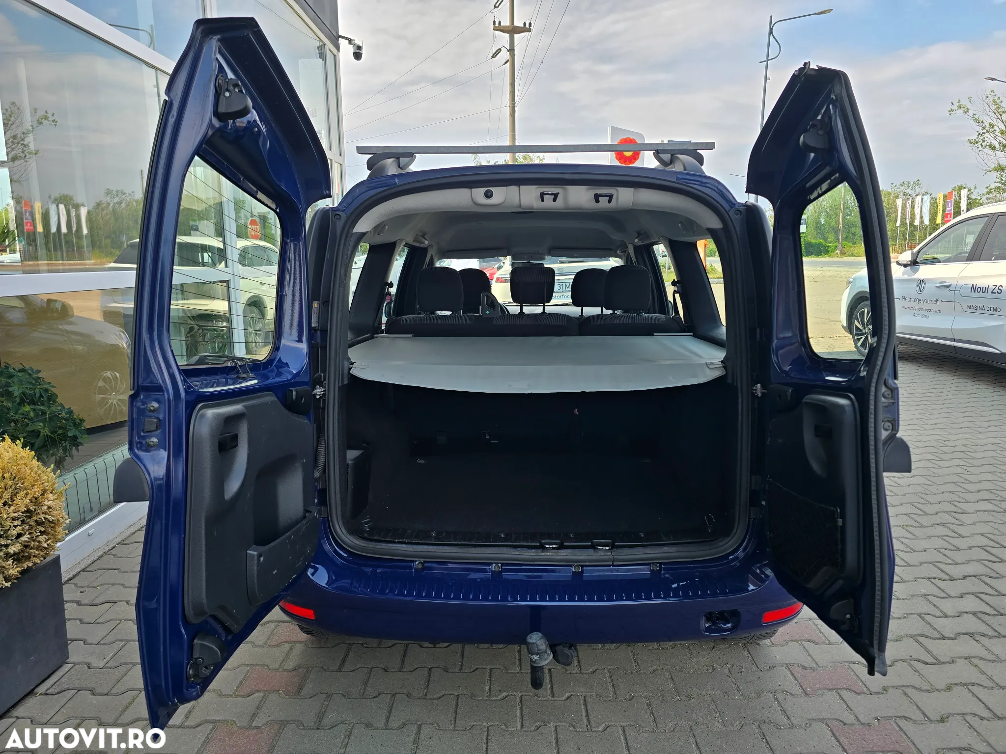 Dacia Logan MCV 1.6 Laureate - 13