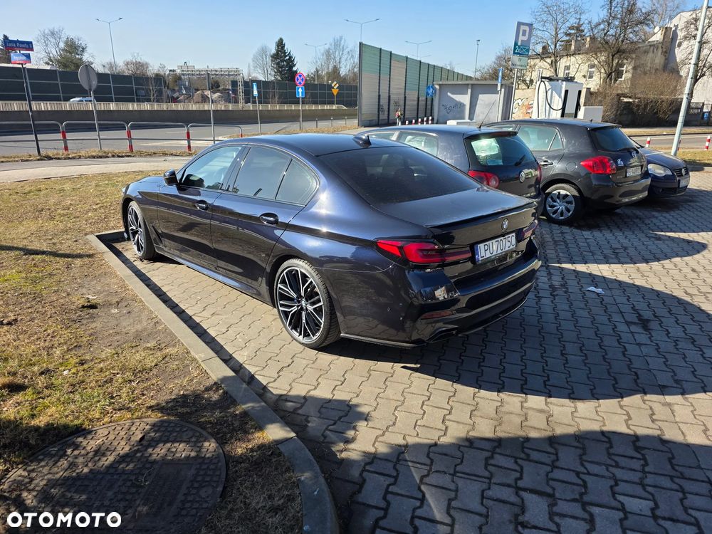 BMW Seria 5 520d xDrive - 5