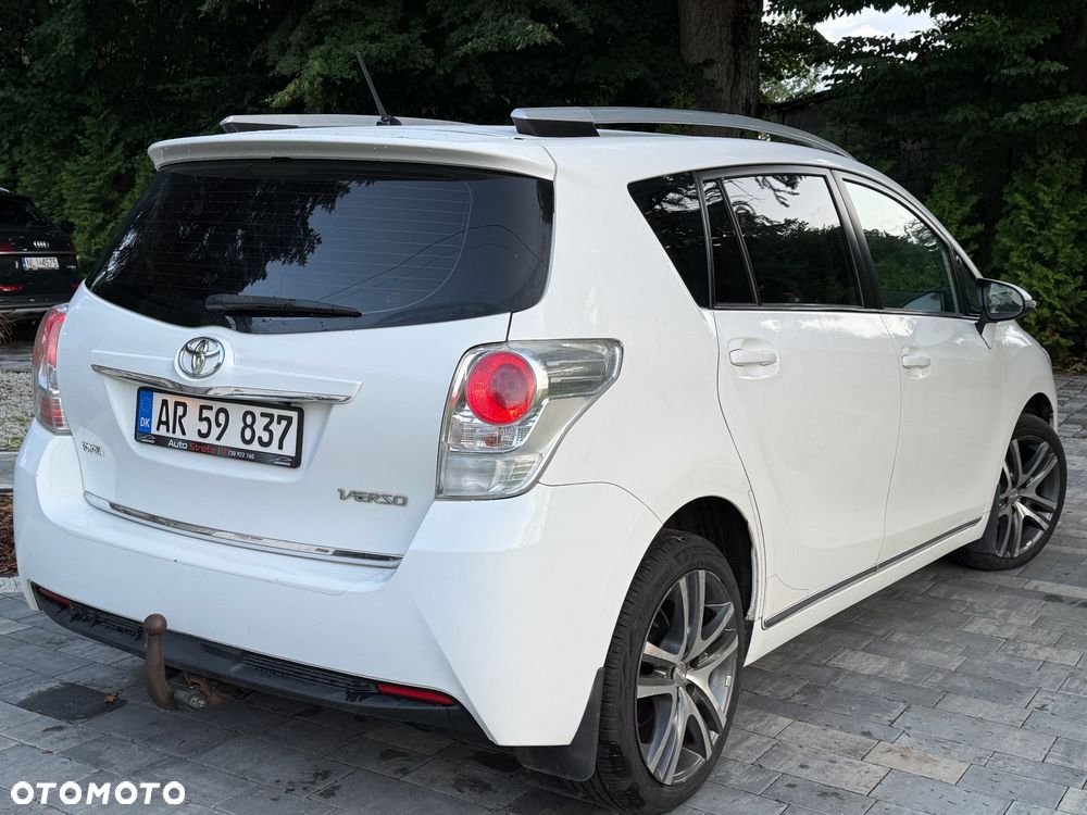 Toyota Verso - 3