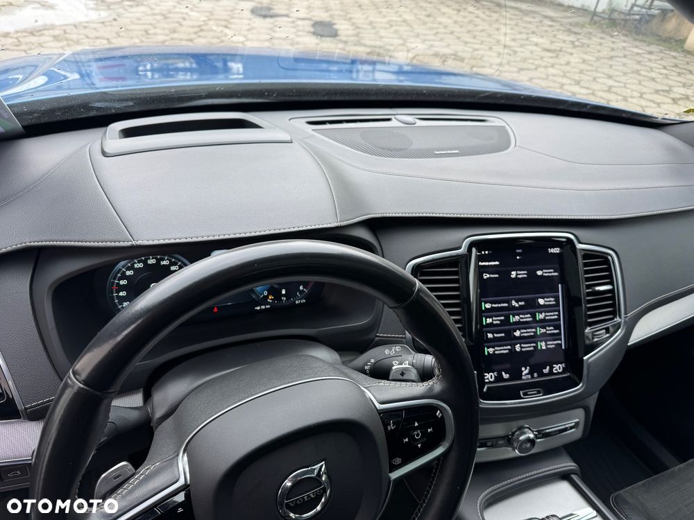 Volvo XC 90 - 21