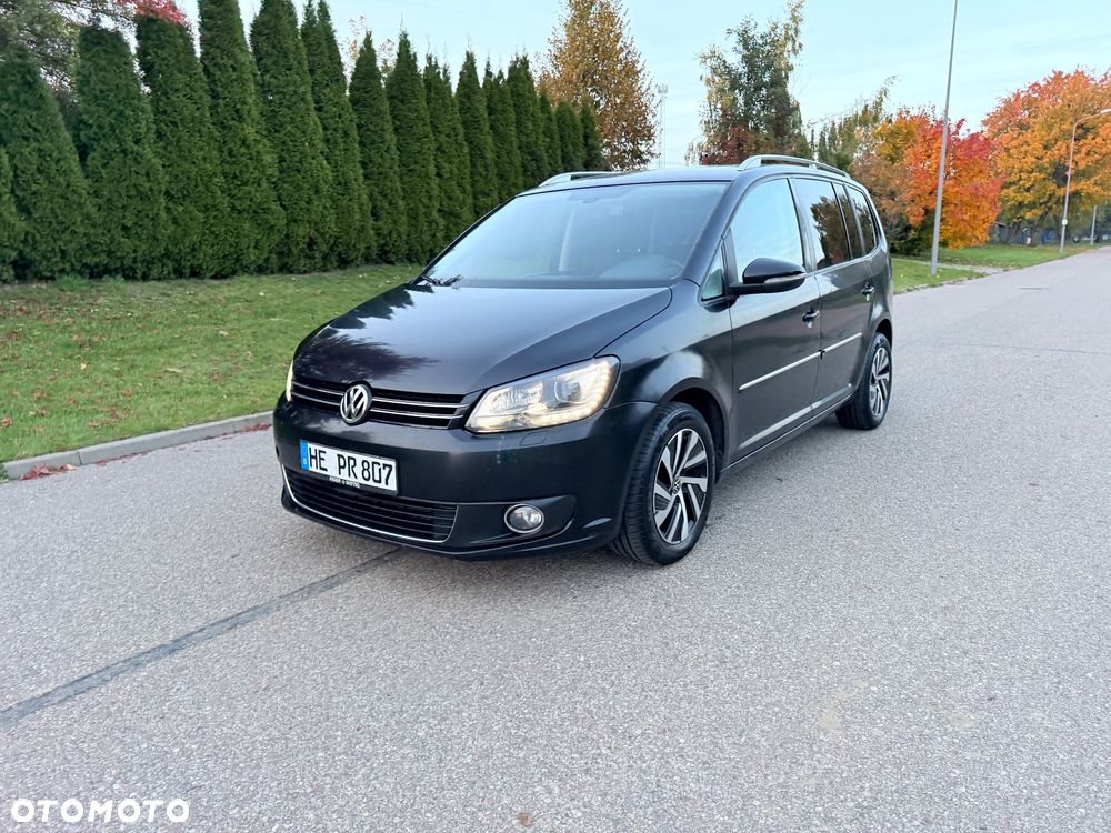 Volkswagen Touran - 32