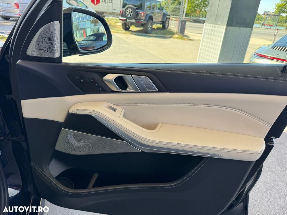 BMW X7 M50i - 22