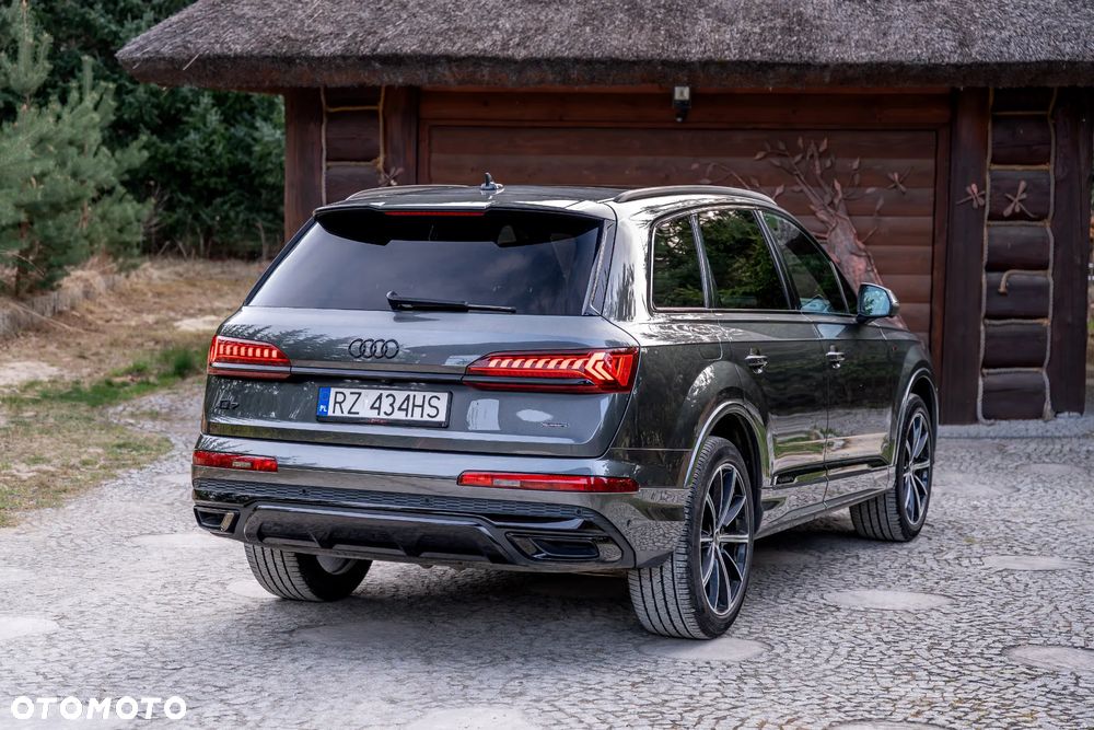 Audi Q7 55 TFSI quattro tiptronic S line - 5