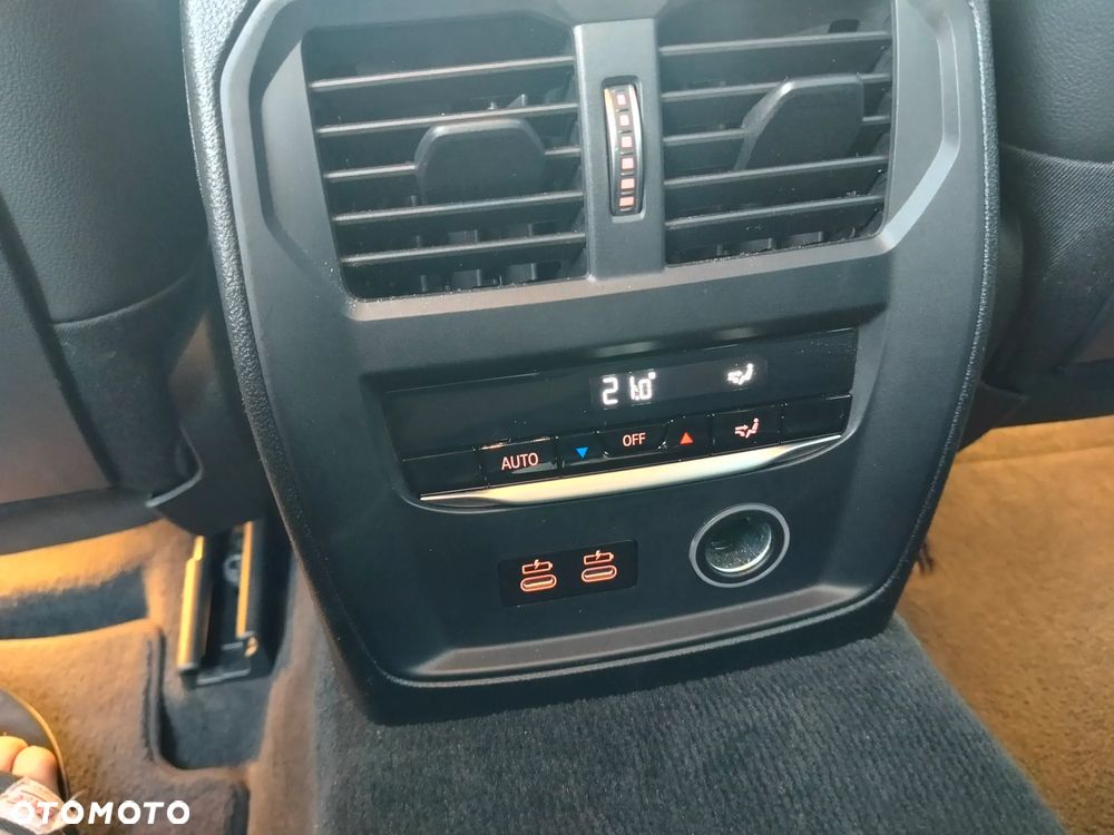 BMW Seria 3 320d M Sport Shadow - 15