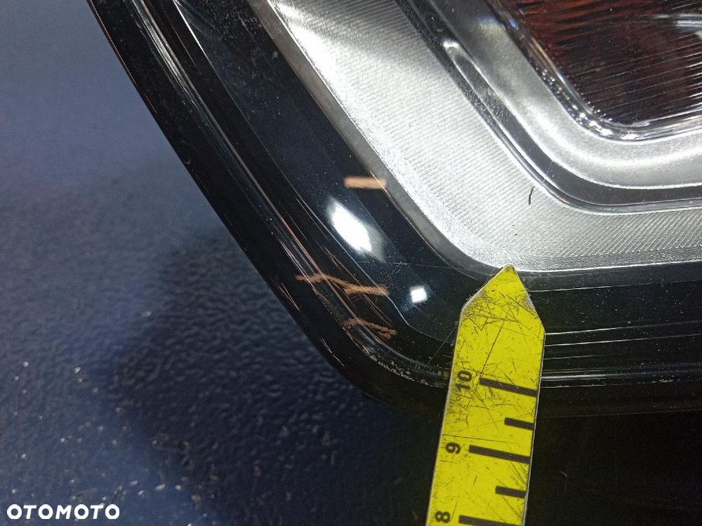 AUDI A6 C7 REFLEKTOR LEWY PRZÓD LAMPA PRZEDNIA EU - 9