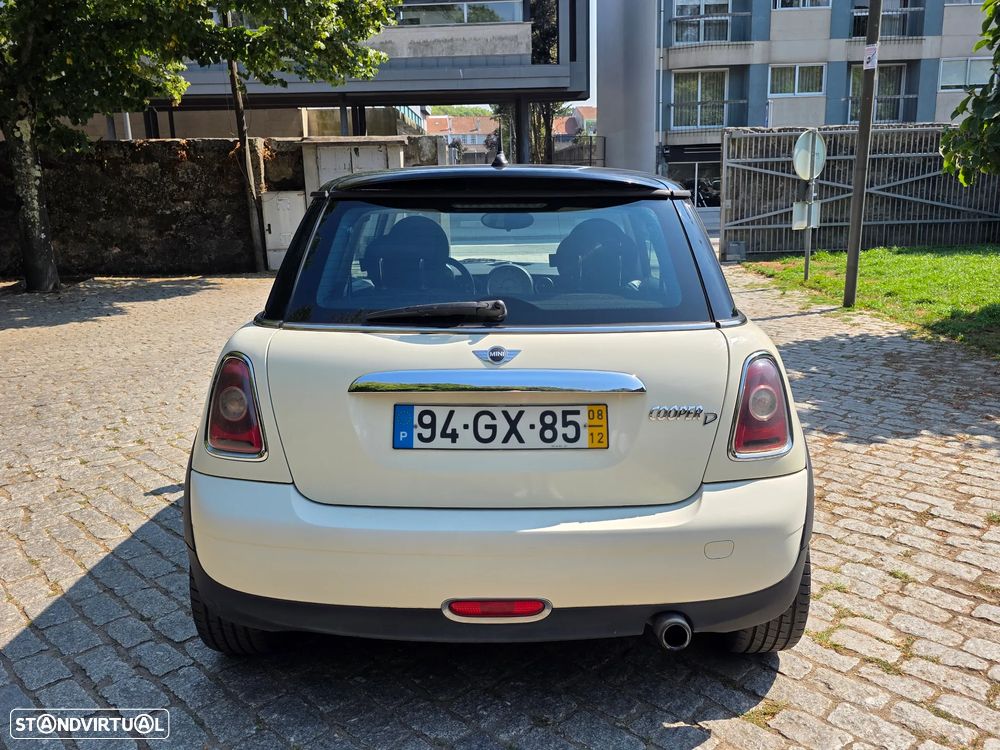 MINI 3 Portas Cooper D - 6