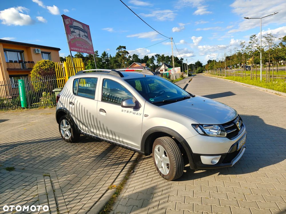 Dacia Sandero Stepway TCe 90 (S&S) Celebration - 8