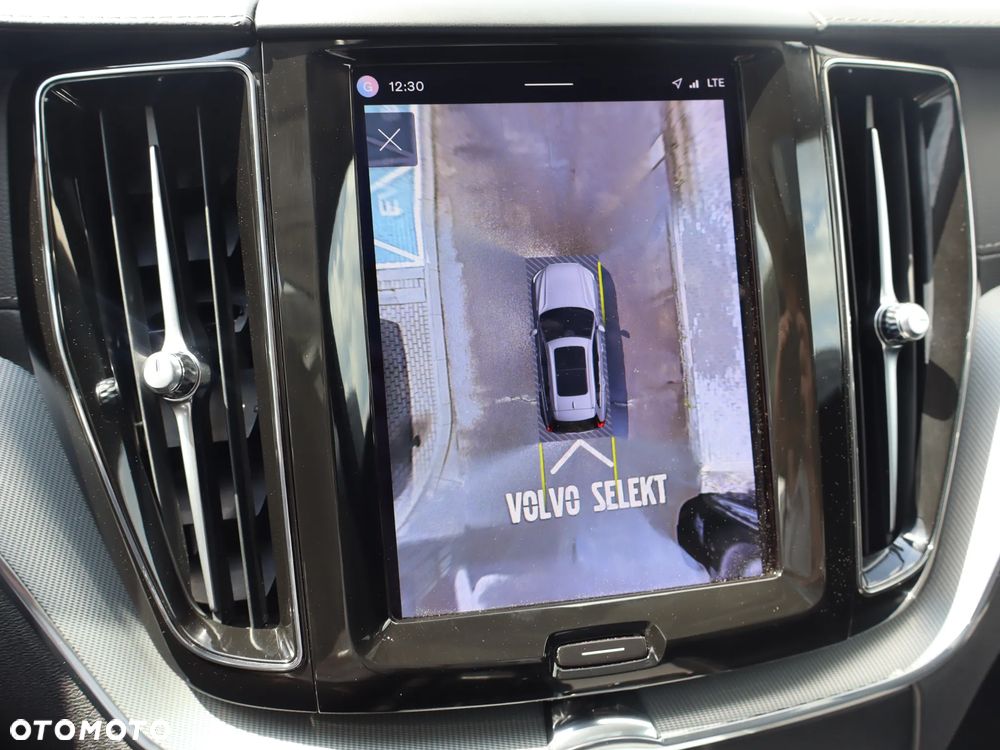 Volvo XC 60 T8 Plug-In Hybrid AWD Ultimate Bright - 27