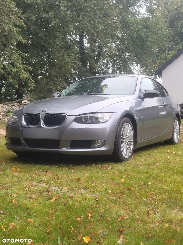 BMW Seria 3 320i - 1