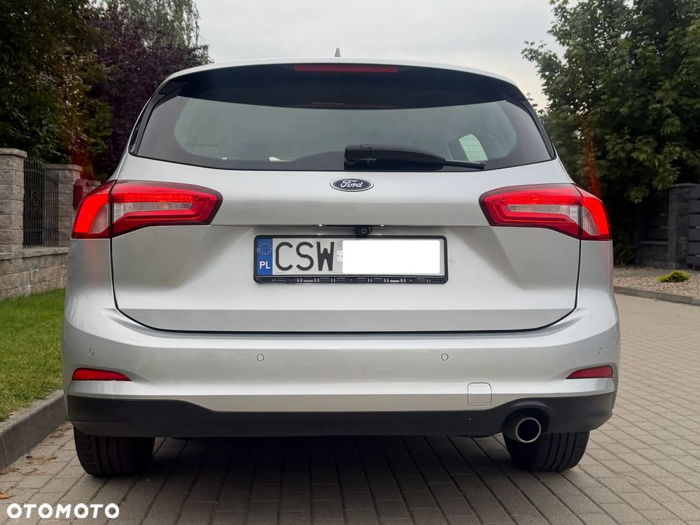 Ford Focus 1.0 EcoBoost Hybrid COOL&CONNECT DESIGN - 32