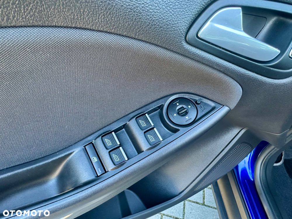 Ford Focus 1.0 EcoBoost Start-Stopp-System COOL&CONNECT DESIGN - 14