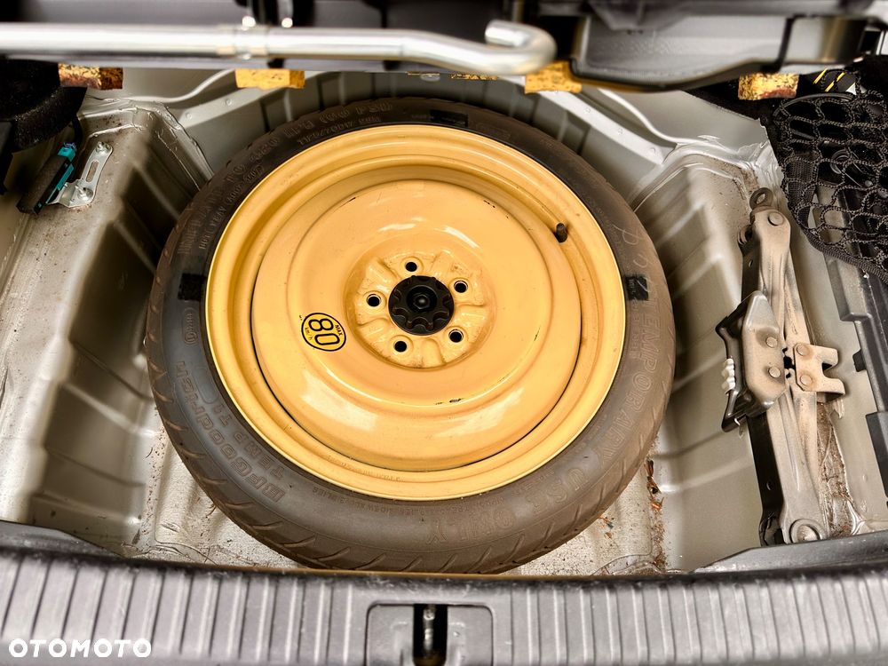 Lexus IS 250 Prestige - 24