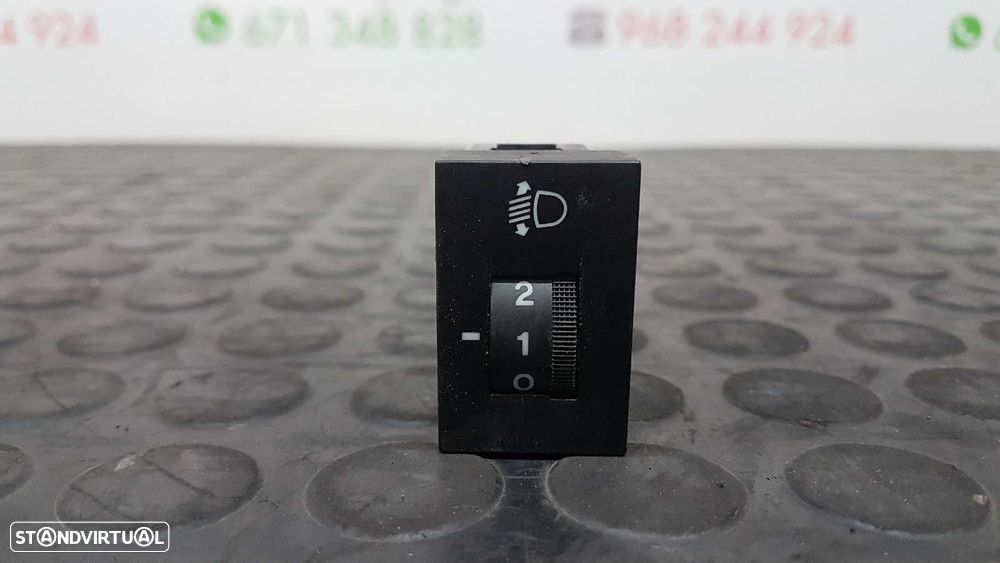 CONTROLE DE AJUSTE DE LUZES HYUNDAI MATRIX (FC) 1.5 CRDI 16V GLS - 5