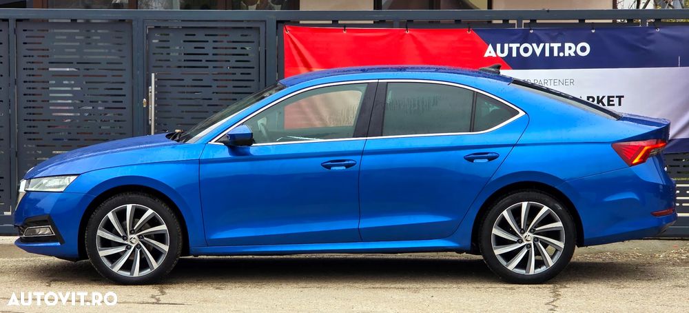 Skoda Octavia 2.0 TDI DSG Sportline - 8