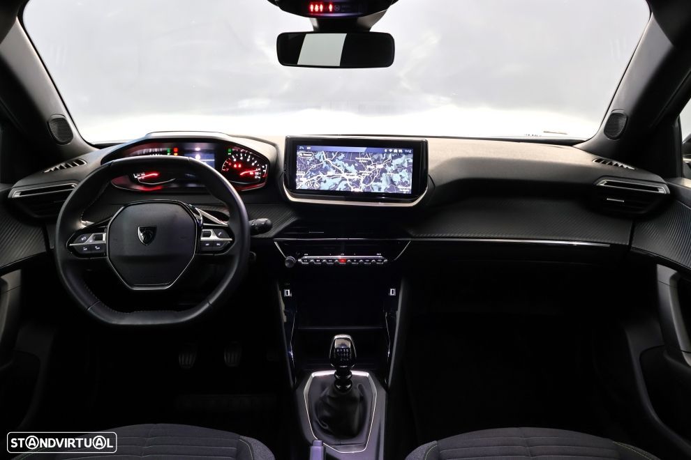 Peugeot 2008 1.2 PureTech Active - 19