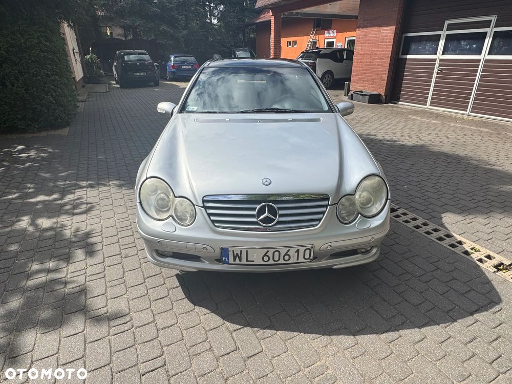 Mercedes-Benz C-Class 2002 photo 3