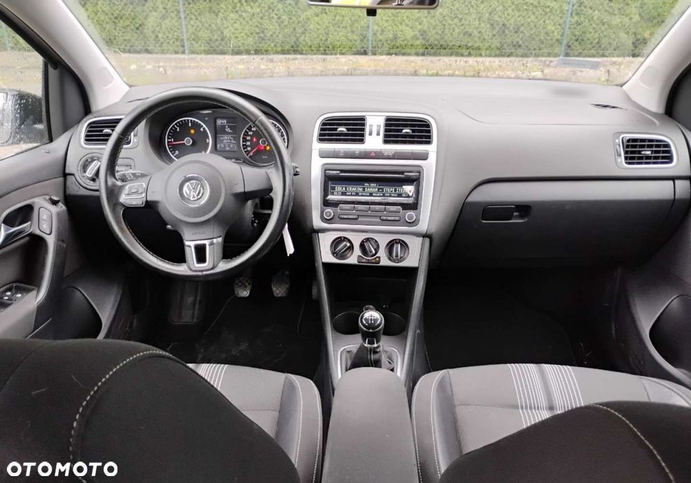 Volkswagen Polo - 8