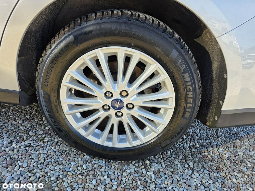 Ford Galaxy - 16