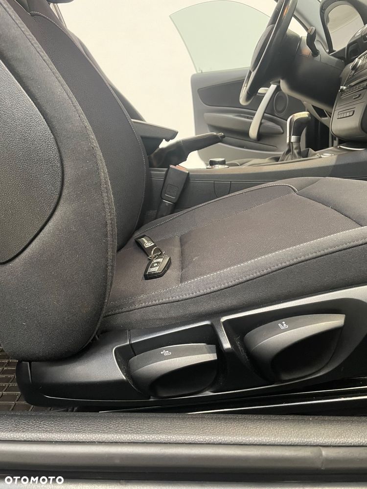 BMW Seria 1 118d - 27