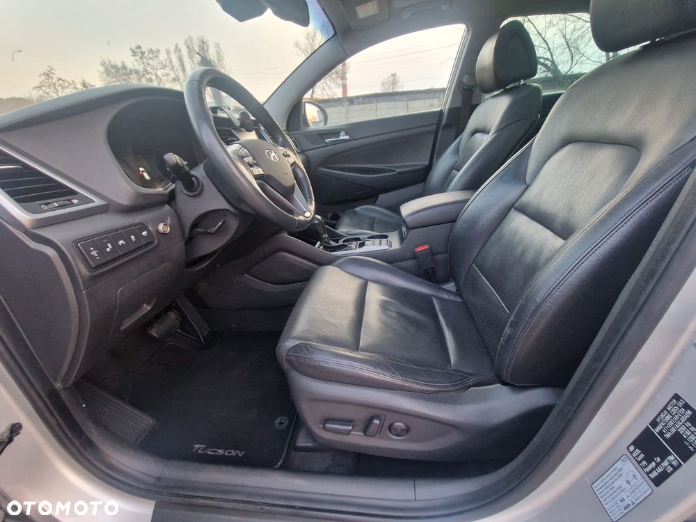 Hyundai Tucson 2.0 CRDI Tour de Pologne 4WD - 12