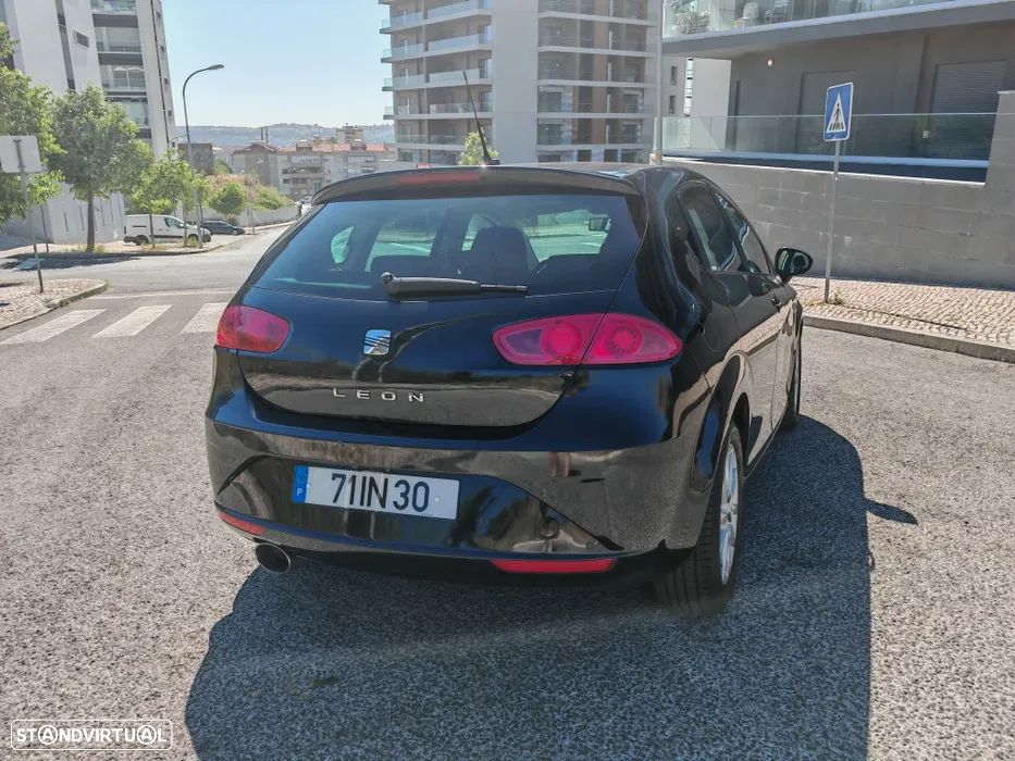 SEAT Leon 1.9 TDi Style DPF - 4