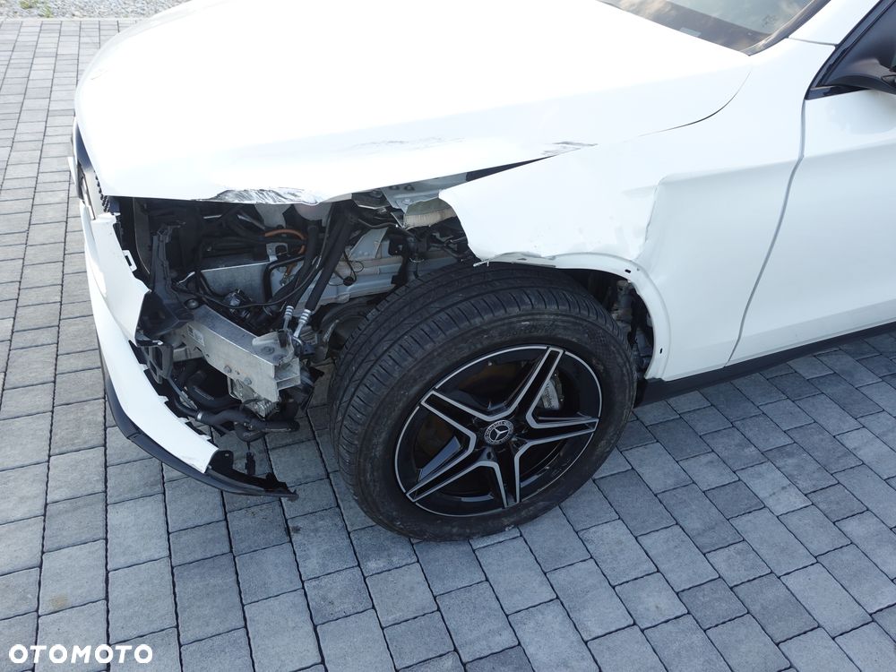 Mercedes-Benz GLC 300 de 4Matic 9G-TRONIC - 16