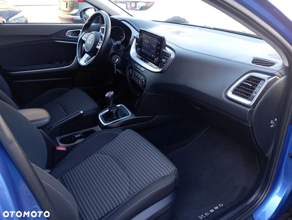 Kia XCeed 1.5 T-GDI M - 9