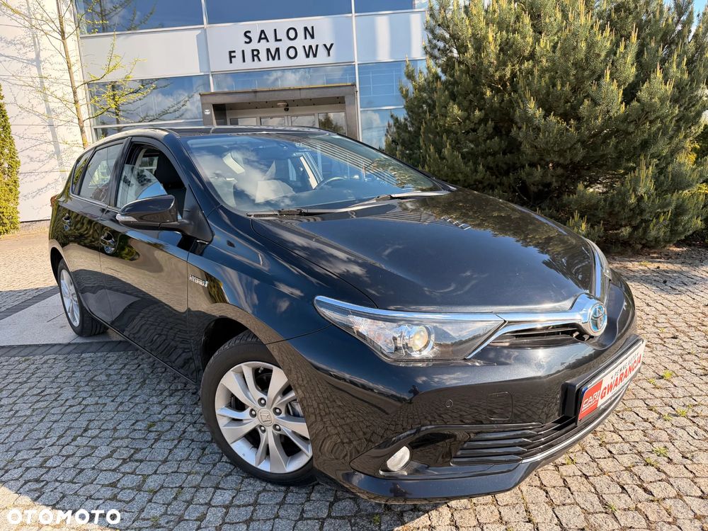 Toyota Auris 1.8 HSD Prestige NAVI - 32