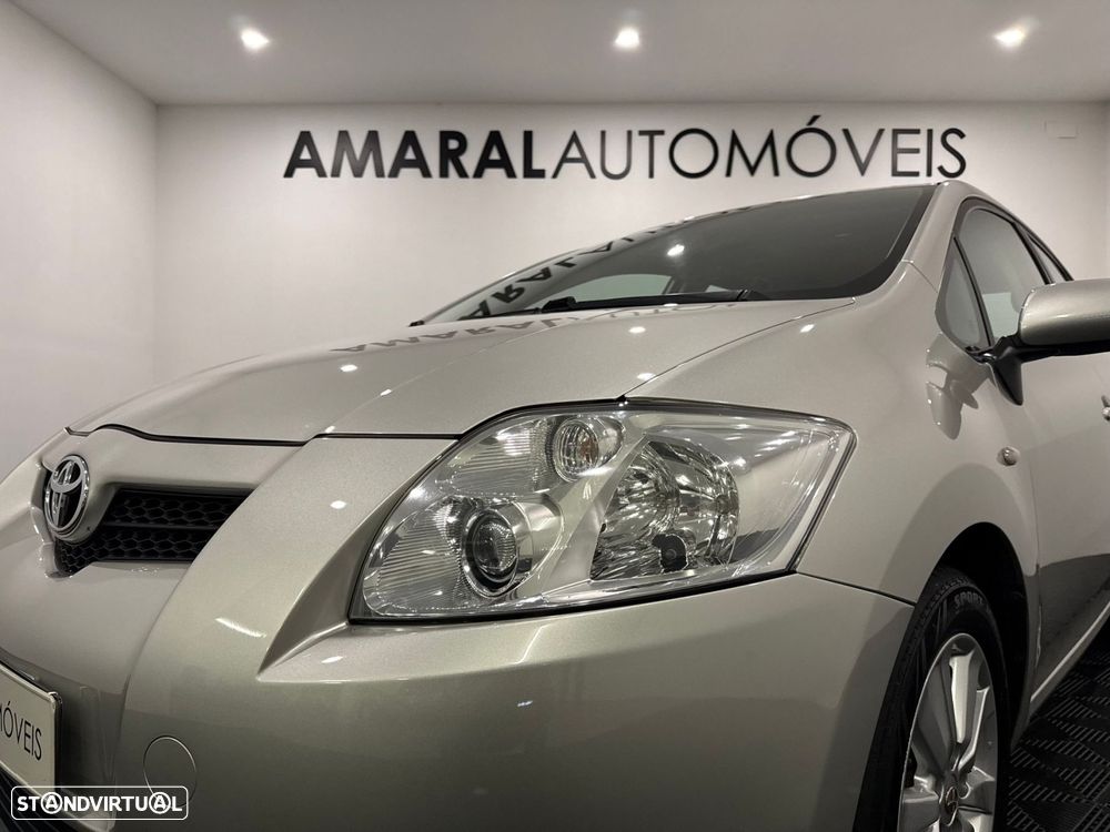 Toyota Auris 1.4 D-4D Sol - 14