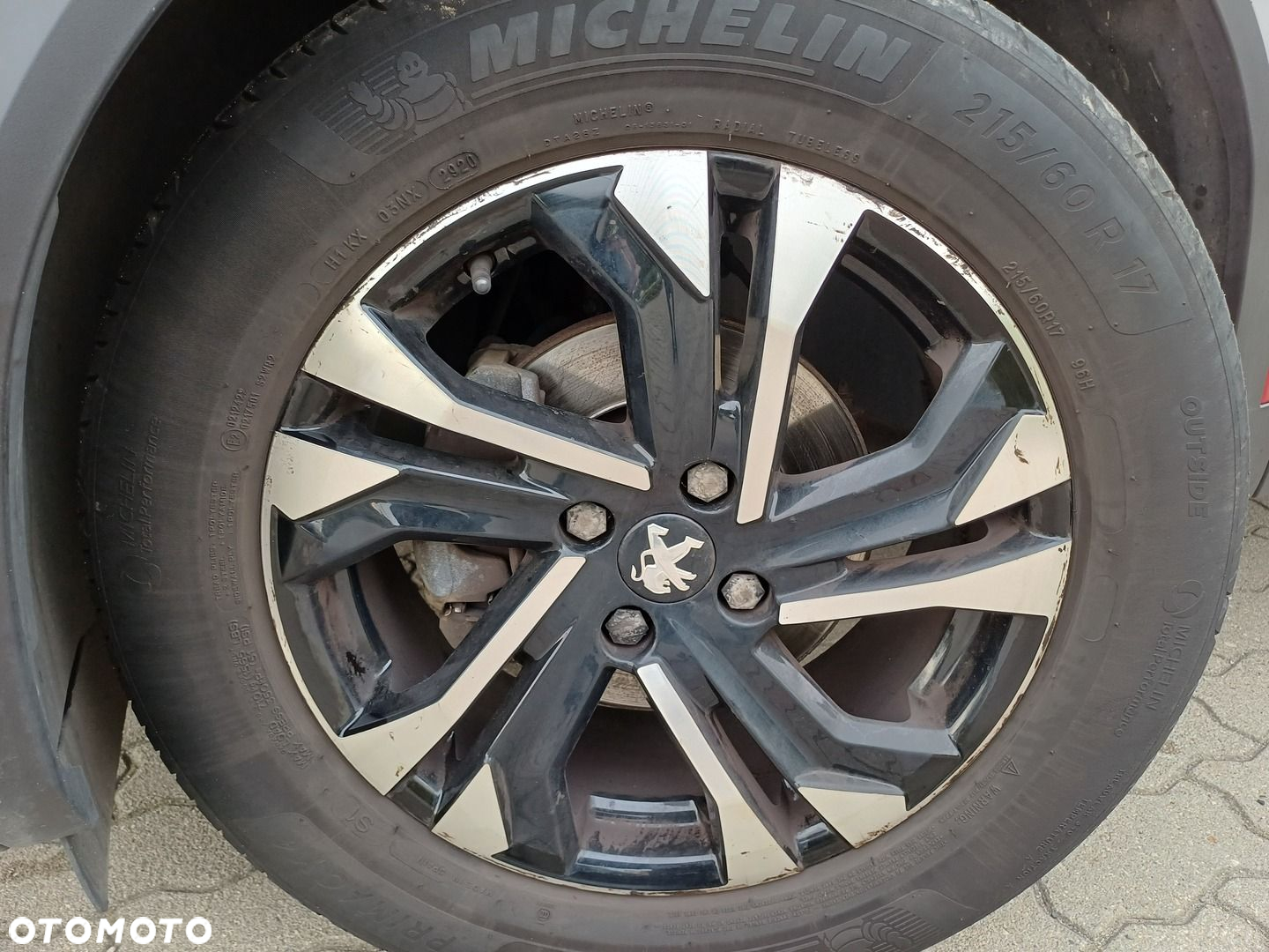 Peugeot 2008 - 9