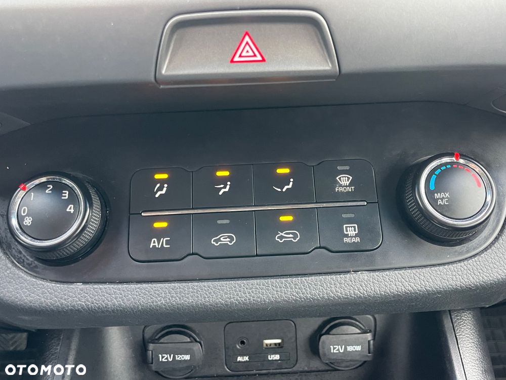 Kia Sportage 1.6 GDI Business Line 2WD - 32