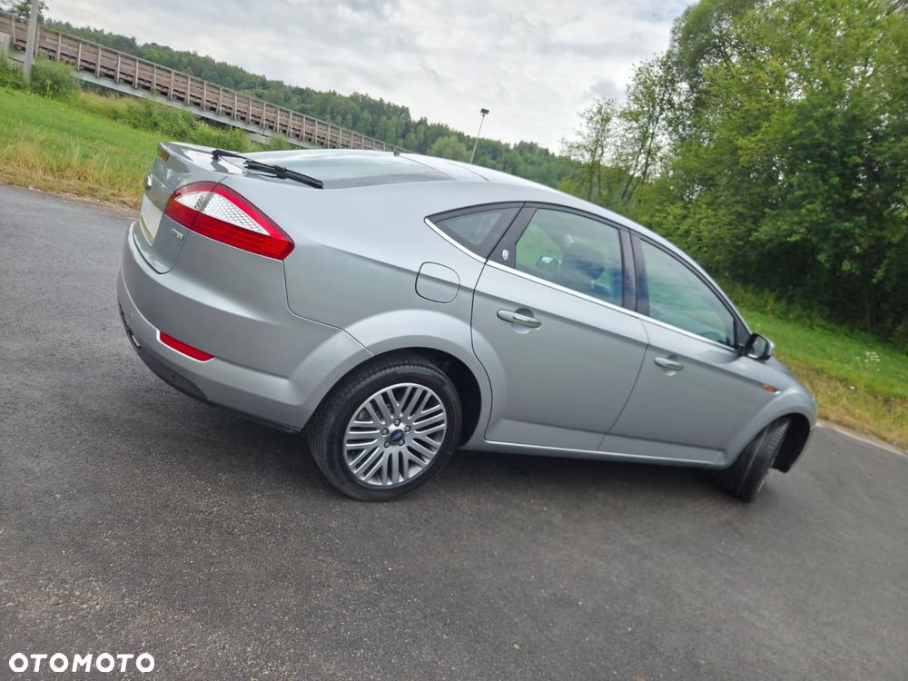 Ford Mondeo 1.8 TDCi Ghia - 5