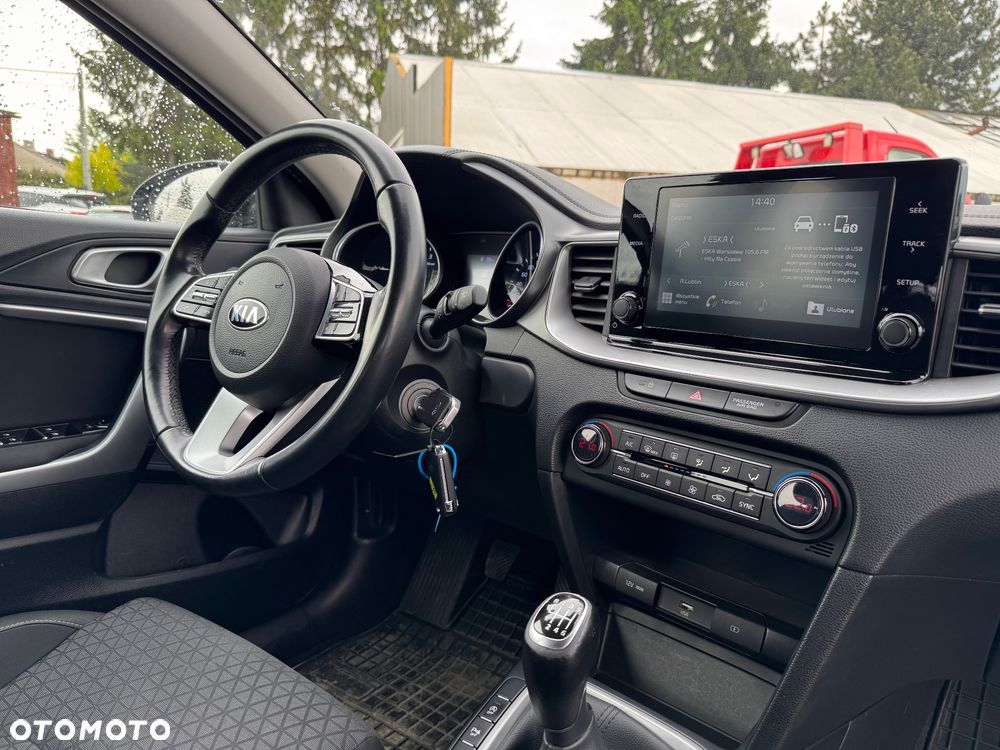 Kia Ceed 1.6 CRDi SCR M - 5