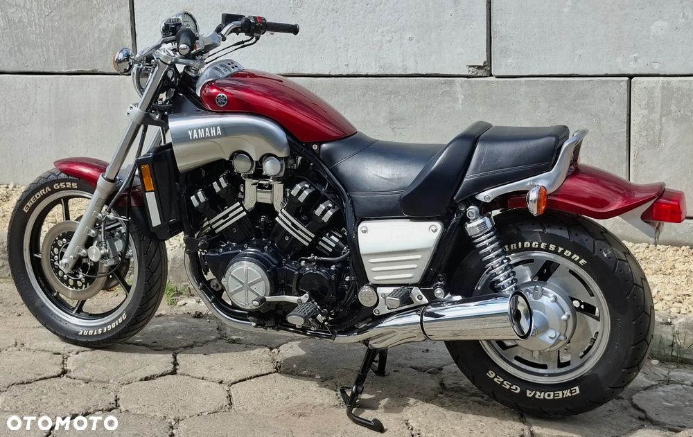 Yamaha V-MAX - 16