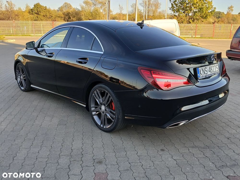 Mercedes-Benz CLA 200 7G-DCT AMG Line - 4