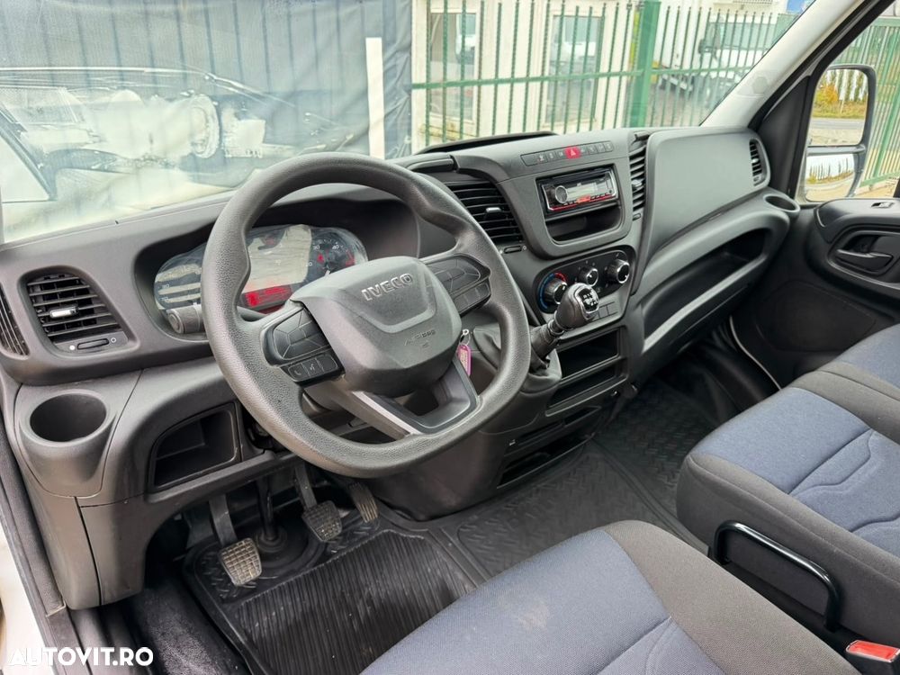Iveco Daily 3.0 D CÂRLIG DE CONTAINER 3.5 tone - 23