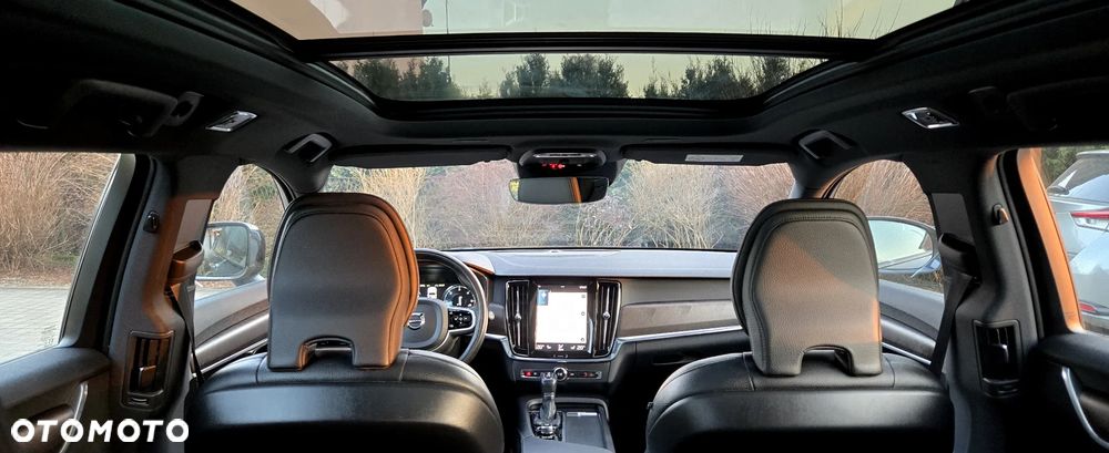 Volvo V90 Cross Country D5 AWD Geartronic Pro - 37