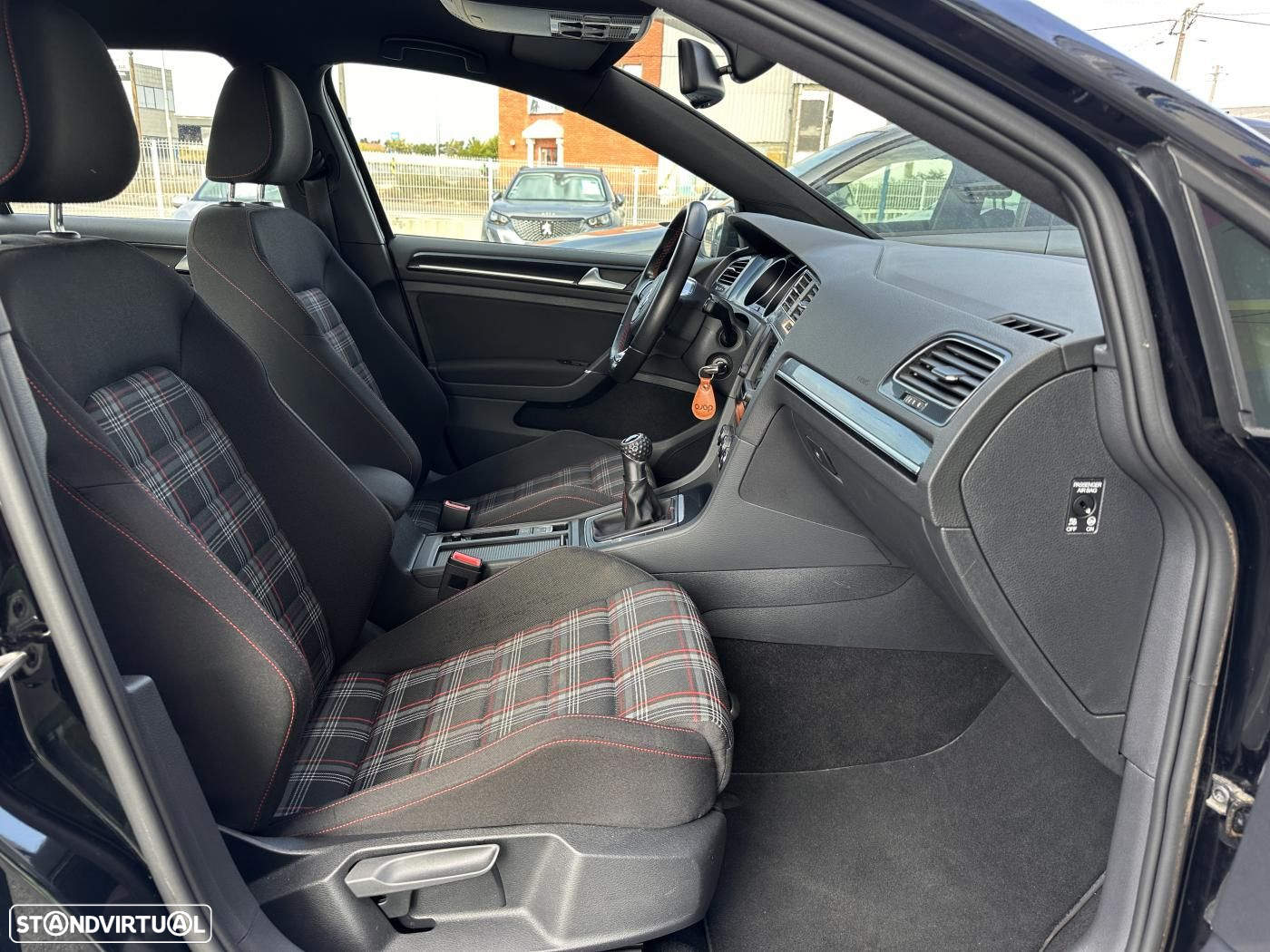 VW Golf 2.0 TSi GTi - 29