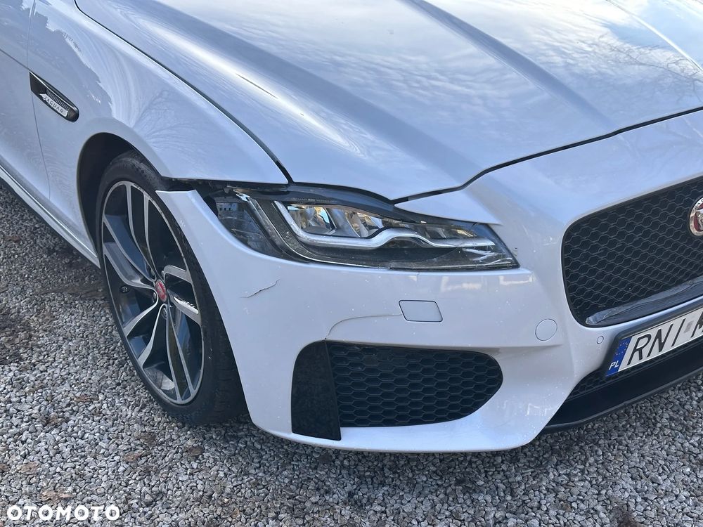 Jaguar XF S - 15
