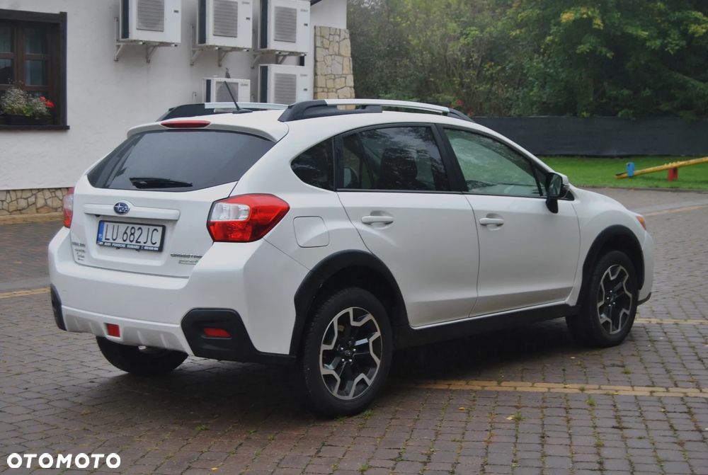 Subaru Crosstrek - 3